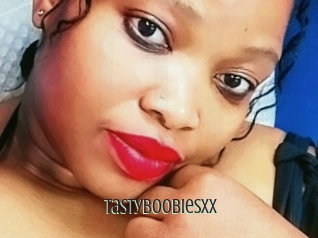 Tastyboobiesxx
